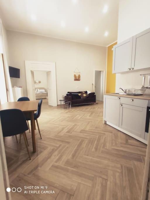 Scio' Apartment-Centro Storico- Naples Exterior photo